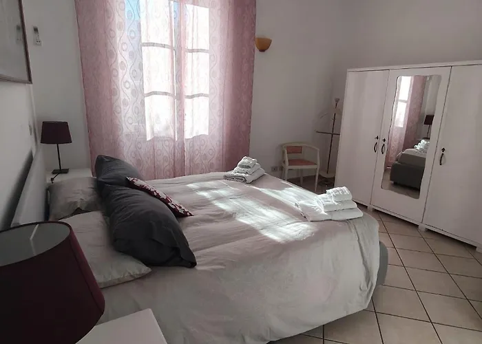 Appartament Piramide Cestia アパート