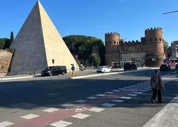 Appartament Piramide Cestia アパート *